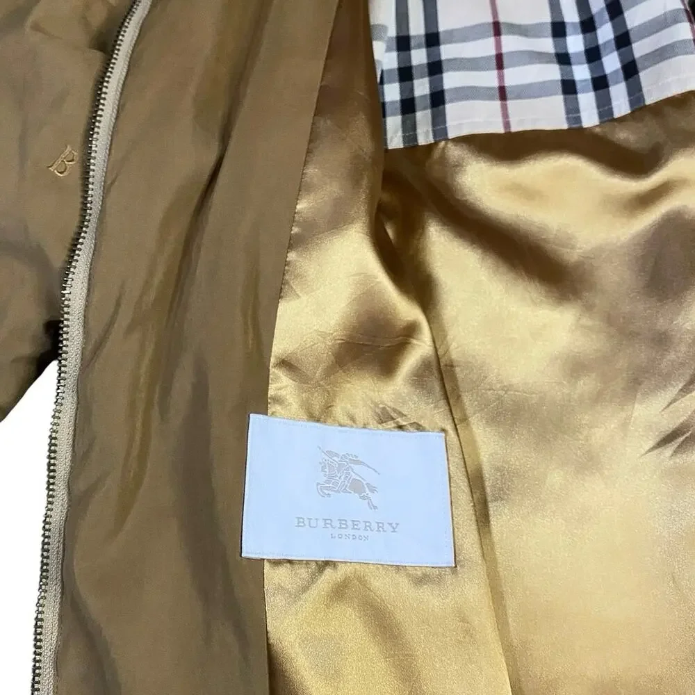 Vintage Burberry Tokyo Monogram Puffer Jacket - L